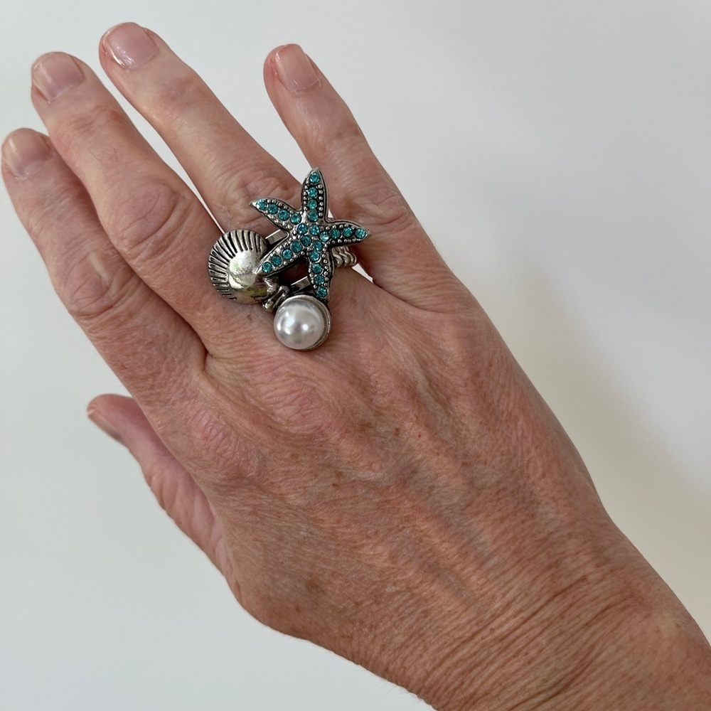 STARFISH Stretch Ring Silver Tone Metal Faux Pearl Blue Rhinestone Mermaidcore